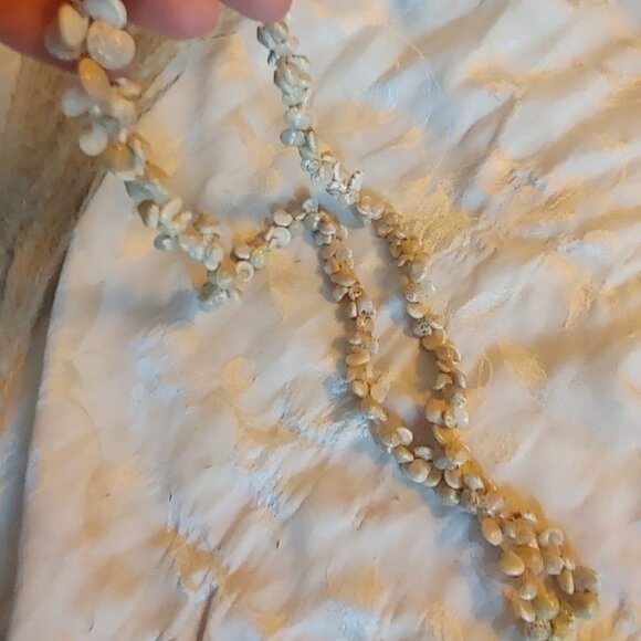 2/$30 Long Hawaiian Shell Necklace Beach Jewelry Nautical Ocean 34" - Picture 4 of 9